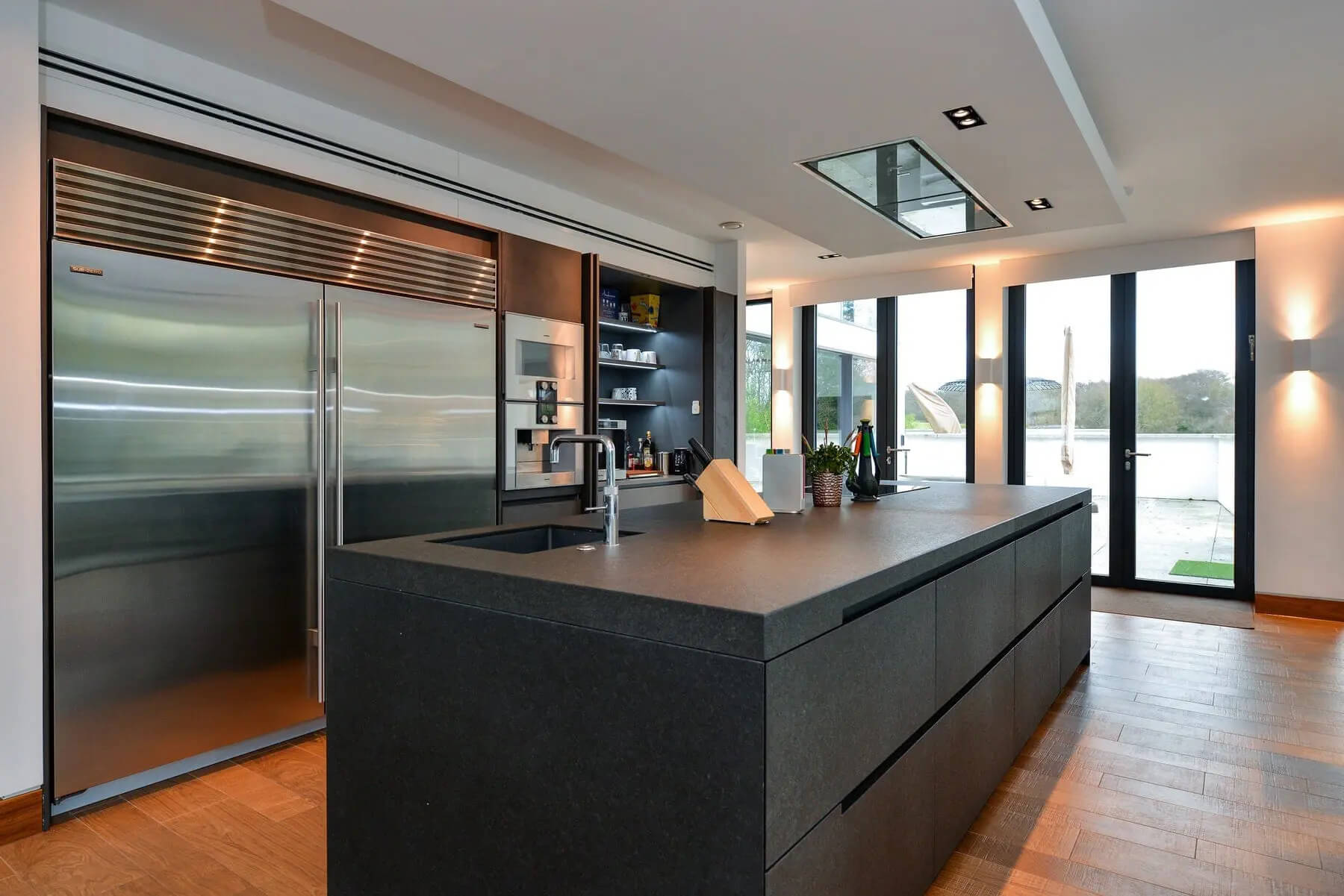 3.2.2_bvb_exclusieve_keukens_eggersmann_strak_minimalistisch_utrecht_hilversum_bussum_huizen_design_villa_luxe_maatwerk_gaggenau_sub_zero_wolf Partners - Bjorn van Baal - Exclusieve Keukens